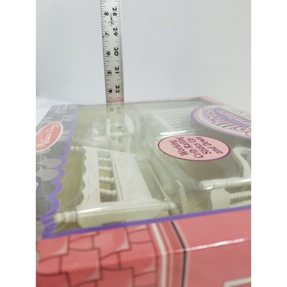 Melissa & Doug Dollhouse Furniture Nursery Set Dollhouse Furniture  Scale 1:12 - Picture 16 of 16
